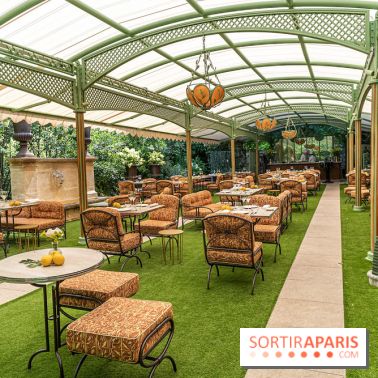 Riviera Paris, la terrasse - restaurant confidentiel dans les jardins d'Apicius