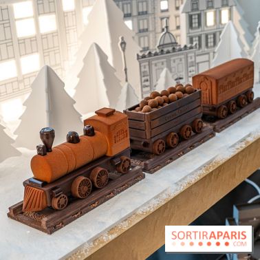 La bûche petit train de Noël du Cheval Blanc 2023 et galette des rois 2024 - A7C0718