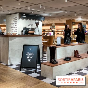 Café Jonak et collections chaussures marrons - Galeries Lafayette Haussmann