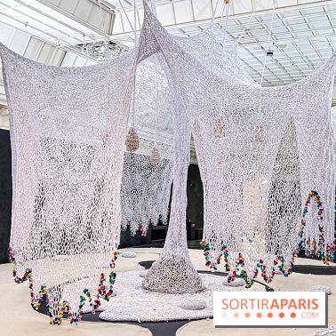 Le La Serpent, l'exposition gratuite, monumentale et immersive d'Ernesto Neto au Bon Marché Rive Gauche