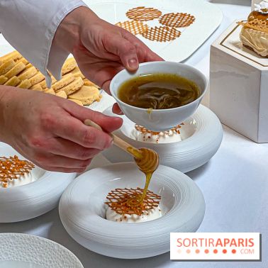 Tea Time griffé Chaumet au Peninsula Paris : le miel sublimé sous toutes ses formes par Anne Coruble