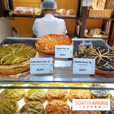 Aki Boulangerie : nos photos de sa galette des rois au sésame noir - Galette Aki Boulangerie 5