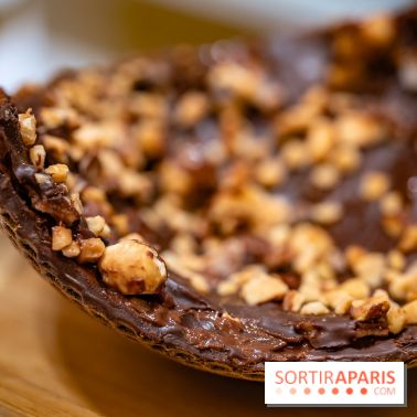 L'oeuf de Pâques gaufrette et chocolats du Ritz Paris le Comptoir