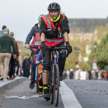 Lumière & Vision - La Course : une course solidaire au cœur de Paris - Lumière & Vision 2025 Benoit Diacre 2