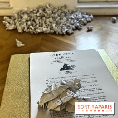 "Où sont nos thunes ?" l'exposition au centre Tignous à Montreuil