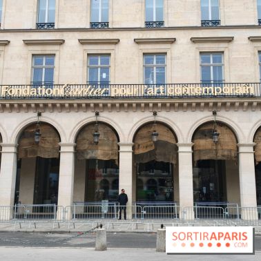 Le Temps des récoltes : Ibrahim Mahama et les artistes ghanéens transforment la Fondation Cartier
