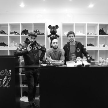 Sneakers & Chill : la cordonnerie qui soigne vos sneakers ! 