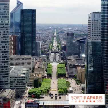 Réouverture du toit de la Grande Arche de La Défense