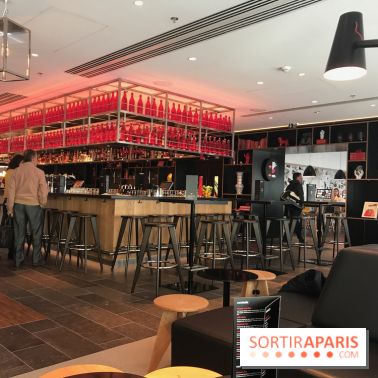 Le CitizenM dévoile CloudM, son Skybar