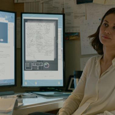 Dans la brume : photos officielles