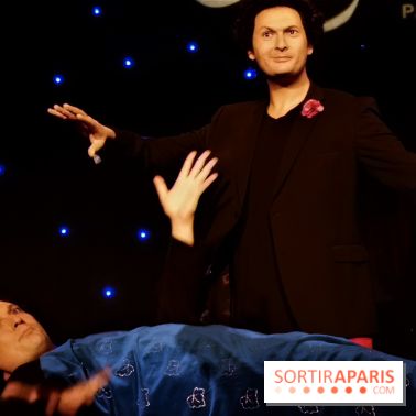 Le magicien Eric Antoine débarque au musée Grévin, les photos 