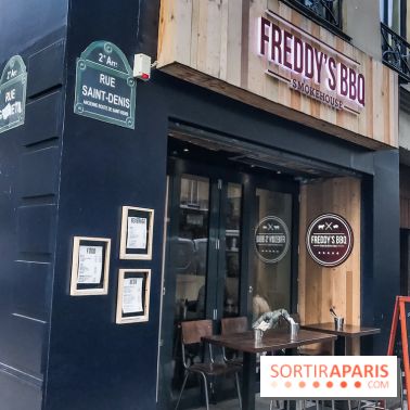 Freddy’s BBQ, le restaurant de viandes fumées à l’américaine