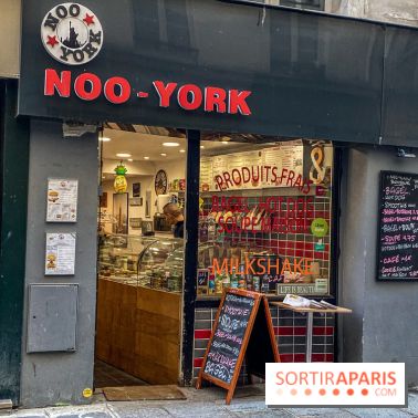 Noo York Hot Dog Bagel