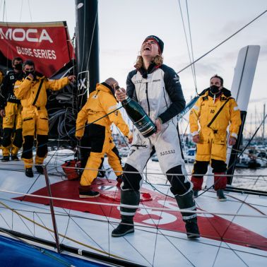 Clarisse Crémer, navigatrice de Banque Populaire X, les photos