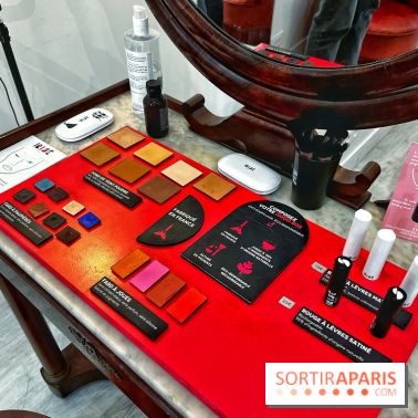 Fête des Mères 2022 : un atelier beauté pour apprendre à se maquiller entre mère et fille