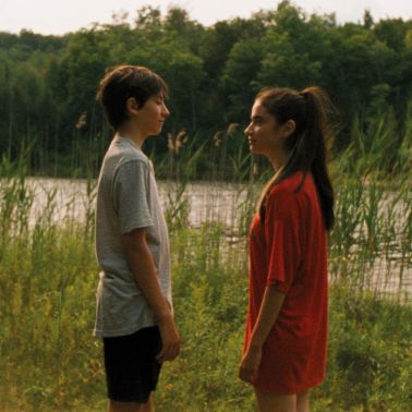 Falcon Lake, de Charlotte Le Bon
