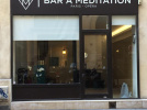 Bar à méditation
