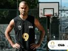 Inauguration du Club Paris 2024 avec Tony Parker sur un playground parisien 