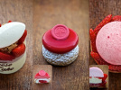 Christophe Michalak célèbre l'arrivée des fraises avec trois nouvelles pâtisseries