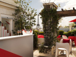 Mumm fait pétiller le rooftop de l'Hôtel Raphael