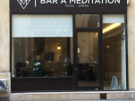 Bar à méditation