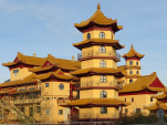 Khánh-Anh, l'immense pagode d'Evry-Courcouronnes (91)