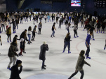 "Arena On Ice" : patinoire éphémère de 1800 m² à l'AccorHotels Arena de Paris