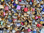 Paris: après le pont des Arts, les cadenas d'amour vont être retirés à Montmartre