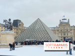La Neige à Paris - Musée du Louvre pyramide