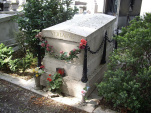 Promenade au Cimetière des Batignolles