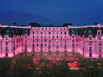 The Peninsula Paris soutient la lutte contre le cancer du sein