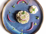 La recette du tartare de daurade de Julien Conca, chef de la Brasserie Là-Haut