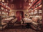 Mondaine, la nouvelle table festive et chic parisienne de Paris Society