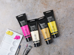 De nouvelles couleurs pour les peintures Liquitex