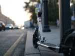 Port du casque et gilet obligatoires trottinettes électriques dans les Hauts de Seine 92