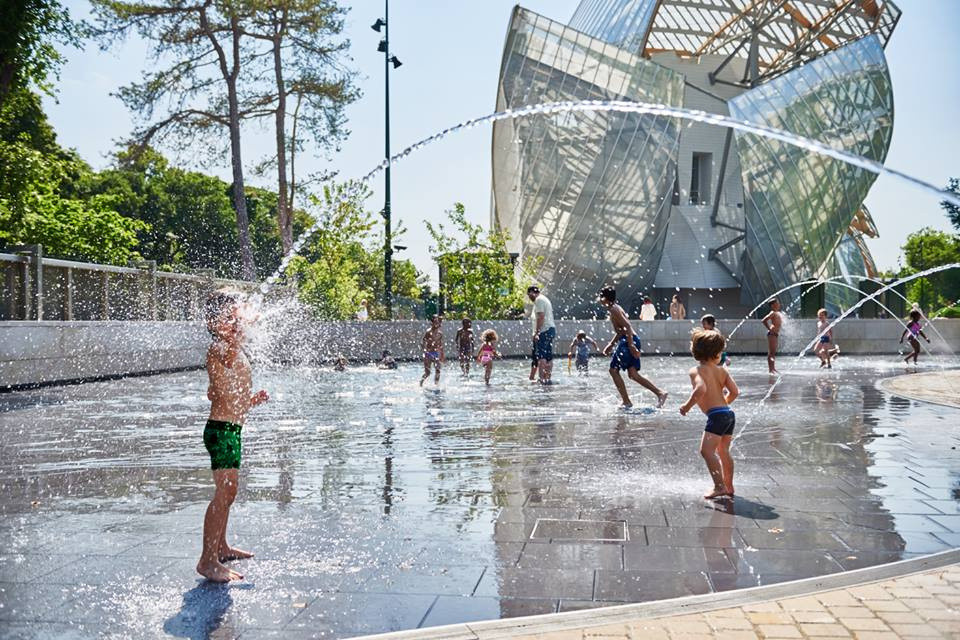 Les parcs avec des jets d’eauet des brumisateurs à Paris pourl’été 2022