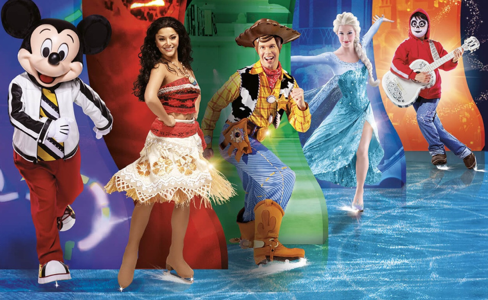 Disney sur Glace au Zénith de Paris pour Noël 2022 : La Grande Aventure ...