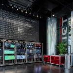 Le nouveau magasin Nike sur les Champs-Elysées ouvre ses portes