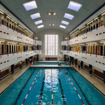 La plus vieille piscine de Paris rouvre ses portes dans le 10e