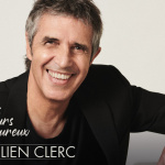 Julien Clerc na koncercie w Palais des Congrès w Paryżu w grudniu 2021 r.