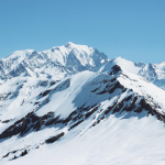Une station de ski immersive débarque à Paris : animations gratuites, DJ set & street-food au menu
