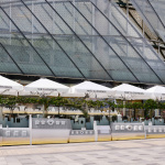 Le Drugstore dévoile sa terrasse estivale sur les Champs-Elysées