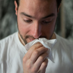 Covid : peut-on se faire vacciner contre le virus si l'on a des allergies ?