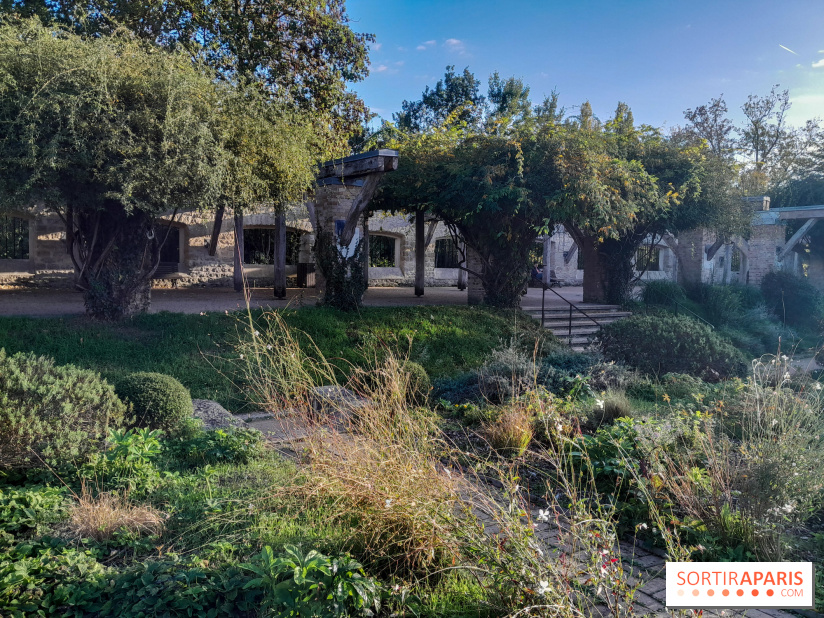 Issy - parc de l'île Saint Germain et Tour aux figures 