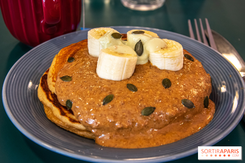 Avocateria Gare de Lyon pancakes praliné noix de cajou