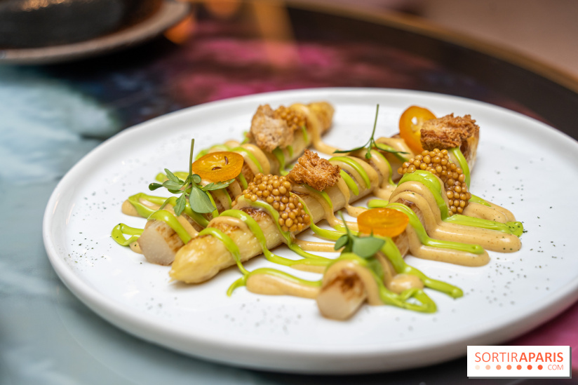 Rivages restaurant du Scribe par Martin Simolka - asperges blanches des landes - moutarde fumée - kumquat