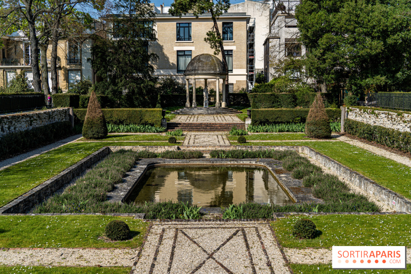 Parc de la Folie Saint-James à Neuilly-sur-Seine