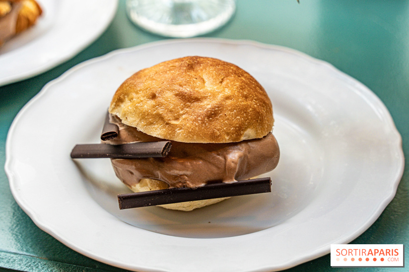 Glace insolite : la glace pain au chocolat de Sain -  A7C7858
