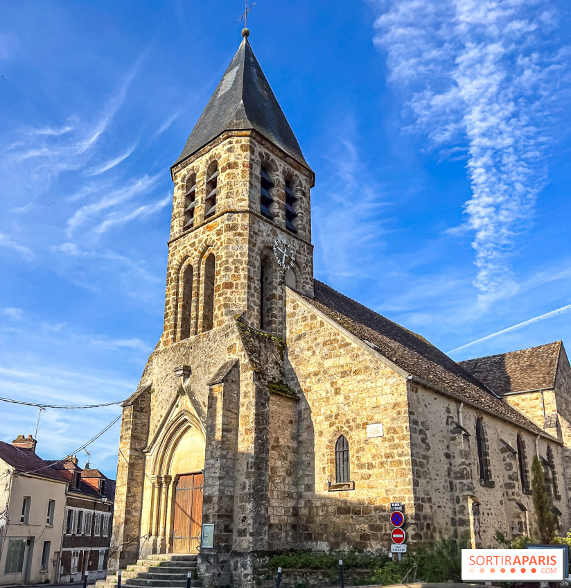 Village de Dampierre en Yvelines - église de Dampierre 0844