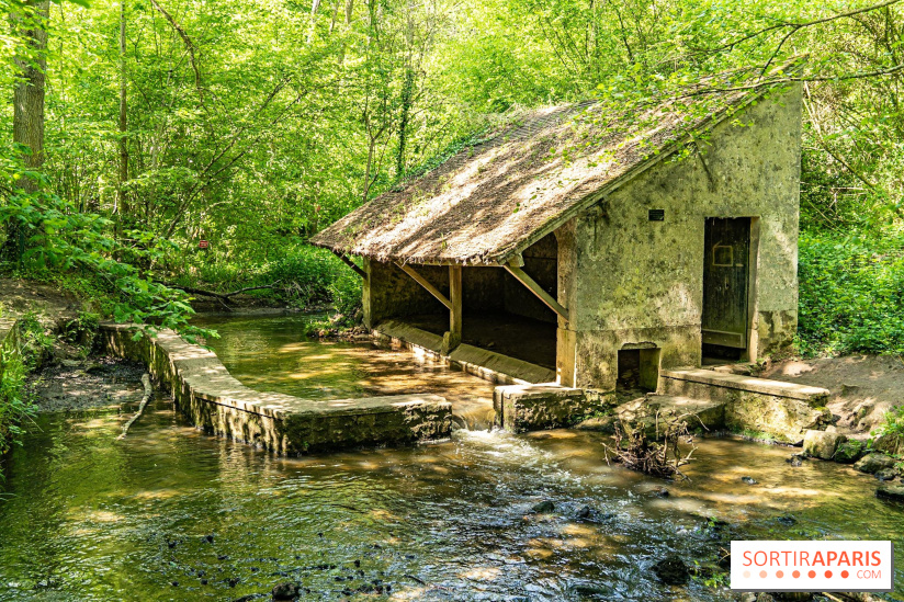 Village de Dampierre en Yvelines - Lavoir de Maincourt